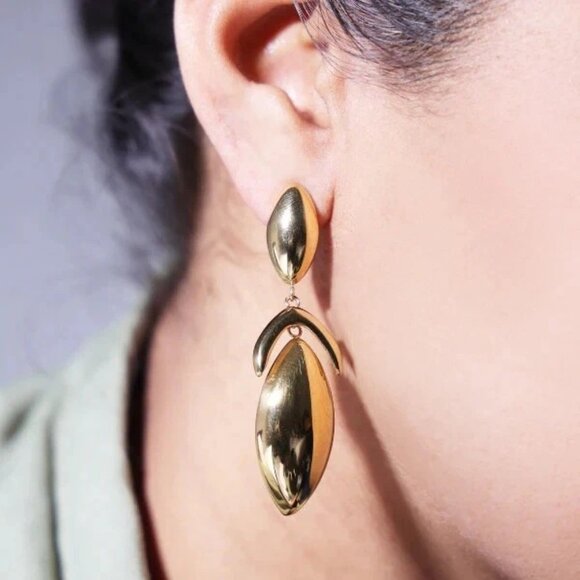 Gold & Silver Statement Drop Earrings – Elegant Women’s Jewelry for Any Occasion - Picture 2 of 5